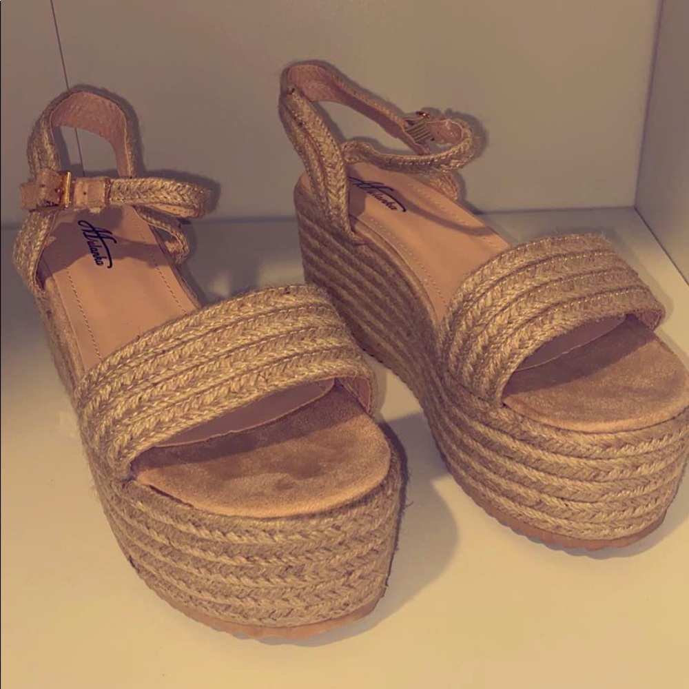 Platform Heels - Picture 2 of 3